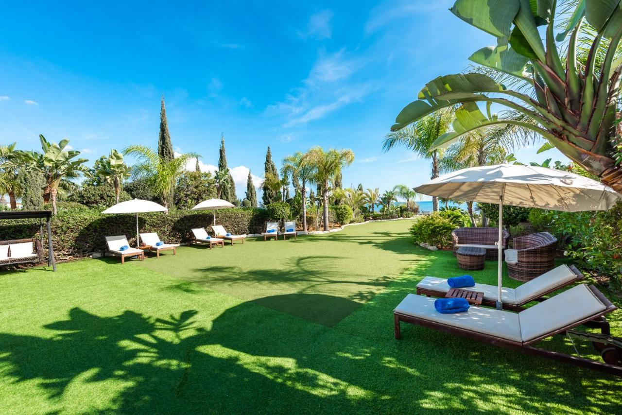 Sea Front Oceanus H2 By Ezoria Villas Agia Napa Exterior foto